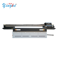 Vielseitiger Industrieller 2500mm*1300mm UV-Flachbettdrucker für Direktdruck auf Holz, Glas, Acryl, Metall und Beschilderungsmaterialien