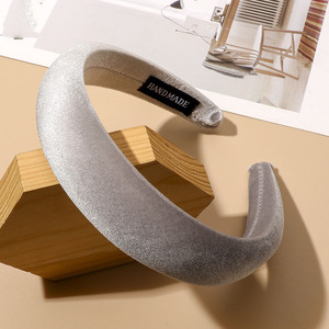 Fascia <span class=keywords><strong>per</strong></span> <span class=keywords><strong>capelli</strong></span> in tessuto di velluto fascia <span class=keywords><strong>per</strong></span> <span class=keywords><strong>capelli</strong></span> larga imbottita in <span class=keywords><strong>spugna</strong></span> spessa tinta unita accessori <span class=keywords><strong>per</strong></span> <span class=keywords><strong>capelli</strong></span> da donna <span class=keywords><strong>per</strong></span> ragazza - Product Image 4