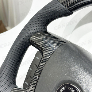 Volant en fibre de carbone noir pour Chevrolet Silverado avec cuir perforé pour Chevrolet Accessoires de voiture personnalisables Hot - Product Image 6