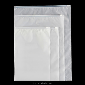 ถุงซิปใสแบบฝ้า EVA สำหรับใส่เสื้อผ้า ถุงพลาสติกซิปล็อคสำหรับบรรจุภัณฑ์เสื้อผ้า - Product Image 3