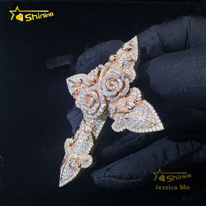 대량 재고 힙합 세련된 래퍼 쥬얼리 D VVS1 Moissanite 다이아몬드 S925 실버 로즈 골드 아이스 아웃 남자 장미 꽃 크로스 펜던트 - Product Image 5