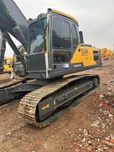 Excavadora Hidráulica Volvo EC240 Usada de 24 Toneladas |   Excavadora de Tamaño Mediano Fabricada en Suecia para Construcción Urbana - Product Image 3