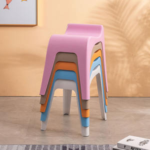 Sedia da pranzo resistente dal Design moderno e pouf spesse in plastica PP sedia alta per soggiorno e camera da letto - Product Image 1