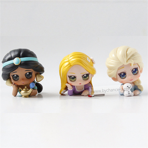 ของเล่นฟรีสำหรับเด็กผู้หญิง ตุ๊กตาเจ้าหญิงการ์ตูนยอดนิยม วัสดุ PVC สำหรับงานวันเกิด คริสต์มาส งานปาร์ตี้ ของขวัญใส่ถุงของขวัญ - Product Image 3