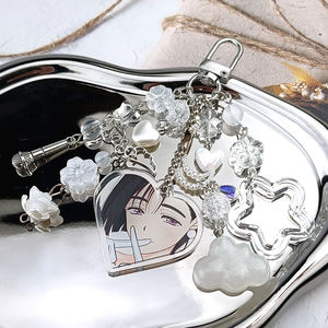 Porte-clés assortis en alliage de zinc métallique, design anime <span class=keywords><strong>Mizi</strong></span> et Sua, légers, breloques de sac, esthétiques, faits à la main - Product Image 4