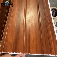 Panel de techo decorativo de madera de cielo falso Techos En Pvc Cielo Raso Tablilla Pvc Tabletas Pvc Satin Sky