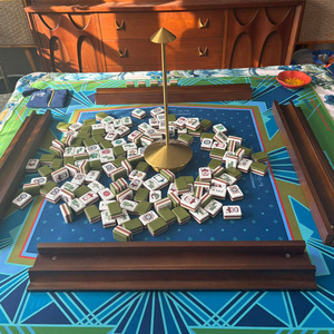 Nuevo Juego de Mahjong Americano de Acrílico Verde Oliva de 4 Capas, 160 Piezas, Juego Completo con Accesorios, Juego de Mahjong <span class=keywords><strong>Rummy</strong></span> - Product Image 3
