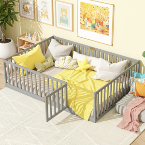 Lit de sol pour enfants en bois massif gris avec barrière haute, taille complète, porte d'accès, écologique et confortable pour la petite chambre <span class=keywords><strong>familiale</strong></span> - Product Image 1