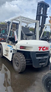 Chariot élévateur diesel TCM FD70 de 7 tonnes, capacité de 7000 kg, mât de 3 m, moteur Isuzu, équipement industriel lourd pour entrepôt - Product Image 4