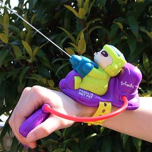 Pistola de Agua de Plástico Mini, Superventas, con Correa para la Muñeca, Diseño de Dibujos Animados, Juguetes de Verano para Niños, Juego de Combate Acuático - Product Image 4