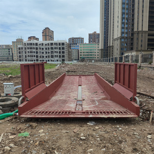 Station de lavage de voitures en acier rouge portable pour chantier de construction, idéale pour les usines de béton - Product Image 3