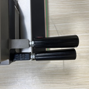 Sophi Populair Commercieel Gebruik Beer Vorm Wafel <span class=keywords><strong>Maker</strong></span> Met Anti-Aanbaklaag 1500-2000W Snelle Warming-Up Technologie 1 Jaar Garantie - Product Image 5