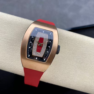 Montre mécanique automatique de luxe et élégante pour femme, étanche, squelette, en forme de lèvres, avec réserve de marche - Product Image 1