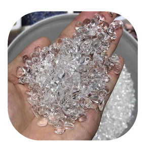 Commercio all'ingrosso 5-7mm <span class=keywords><strong>cristalli</strong></span> pietre curative <span class=keywords><strong>di</strong></span> ghiaia naturale <span class=keywords><strong>bianco</strong></span> trasparente cristallo <span class=keywords><strong>di</strong></span> <span class=keywords><strong>quarzo</strong></span> chip per la decorazione Acquario - Product Image 1