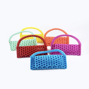 사용자 정의 디자이너 뜨거운 판매 새로운 숙녀 구슬 가방 중공 삼각형 핸드백 아크릴 휴대용 패션 간단한 여성 핸드백 - Product Image 1