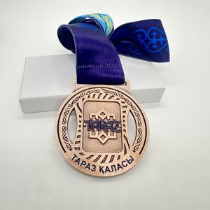 Medallas de acabado de carreras deportivas de metal personalizadas 2D 3D personalizadas placas de trofeos TARAZ Medic de boxeo de resistencia - Product Image 3