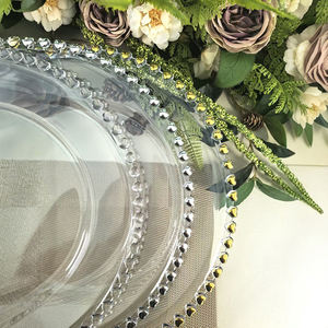 <span class=keywords><strong>Assiettes</strong></span> de présentation <span class=keywords><strong>transparentes</strong></span> en plastique de 13 pouces avec bord doré pour décoration de dîner de mariage - Product Image 4