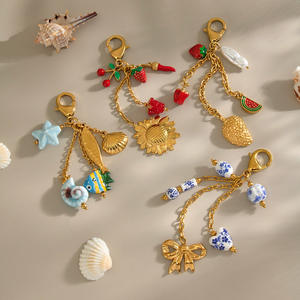 <span class=keywords><strong>Tarte</strong></span> aux fruits <span class=keywords><strong>à</strong></span> la mode avec porte-clés en acier inoxydable dégoulinant d'huile en céramique de fraise, plaqué or 18 carats, personnalisé - Product Image 2