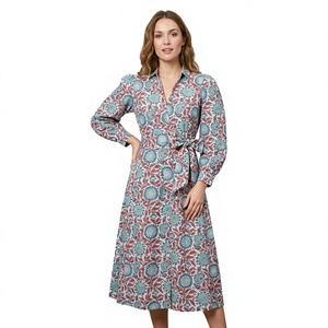 Robe midi tricotée pour femme, style occidental, coupe trapèze, imprimé floral multicolore uni, mignonne, élégante, simple, naturelle, pour soirée, été - Product Image 1
