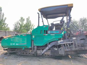 Máquina Usada para Colocar Asfalto Emulsionado de 9.5M Cúbicos, Pavimentadora de Betún 9M 12M 13M 6M 1880-3L 1800-2L, Pavimentadora de Concreto - Product Image 2