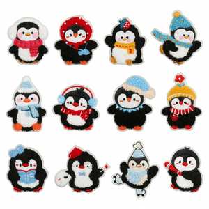 Parches Termoadhesivos de Pingüino con Bordado de Chenilla y Diseño de Bufanda Adorable - Product Image 1