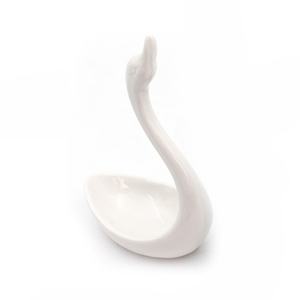 Nuevo <span class=keywords><strong>Hotel</strong></span> de diseño bar Café casa Oficina escritorio decoración de cerámica blanco <span class=keywords><strong>Cisne</strong></span> estatuilla - Product Image 1