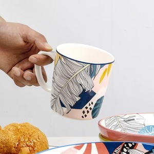Venta directa Taza de bebida de cerámica de gran capacidad de estilo americano Taza de jugo/leche para el hogar Taza de café con personalidad de color bajo vidriado - Product Image 4