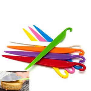 Wholesale PP Plastic Easy Operate Cutter Bread <strong>Cake</strong> Stripping Knife <strong>Cake</strong> Mold Release Scraper for Baking Bakery <strong>Tool</strong> - Product Image 1