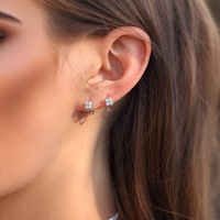Trendiger Edel-Schmuck 18k Vergoldete 925 Sterling Silber Zirkon-Besetzte Vierblättrige Blumen-Creolen für Damen