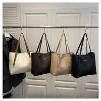 Sac à main pour femme de haute qualité et tendance, sac à bandoulière en cuir PU de couleur unie, nouveau sac fourre-tout de luxe léger très vendu