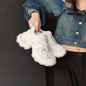 Baskets décontractées tendance pour femme en cuir véritable, style rétro populaire, respirantes, légères, rehaussantes, pour la marche - Product Image 5