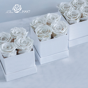 Personnalisable 4 PCS Roses Préservées Roses Fête des Mères dans une Boîte Roses Préservées <span class=keywords><strong>pour</strong></span> Toujours <span class=keywords><strong>Cadeau</strong></span> <span class=keywords><strong>pour</strong></span> Maman Petite Amie Cadeaux d'Anniversaire - Product Image 5