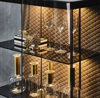 Moderne Hochwertige LED-Beleuchtete Glas-Vitrine Luxus-Ausstellungsschrank mit Diamant-Genähtem Hintergrund für Heim-Dekoration & Hotelprojekte