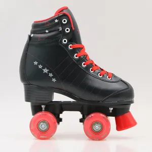 맞춤형 OEM 롤러 더비 스케이트 전문 Patines 고품질 4 휠 PU 캐스트 휠 깜박이 롤러 스케이트