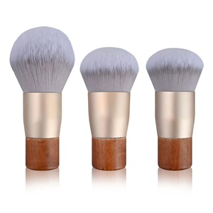 Brocha de maquillaje angular para colorete de pelo sintético con mango de madera, herramienta de belleza facial para polvos sueltos - Product Image 4