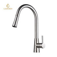 Robinet de cuisine moderne monotrou à double poignée en laiton avec économie d'eau et compteur monté sur le pont
