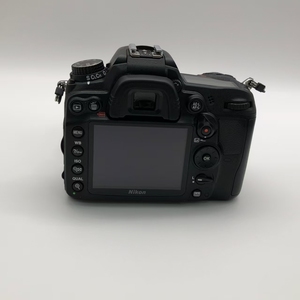 Appareil photo reflex numérique <span class=keywords><strong>Nikon</strong></span> <span class=keywords><strong>D7000</strong></span> d'occasion original en gros avec objectif VR 18-55mm, 16,2MP, double emplacement pour carte SD, qualité supérieure reconditionné pour la revente - Product Image 4