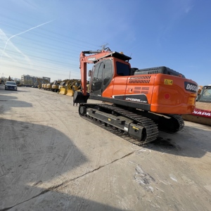 Excavatrice d'occasion Doosan Dx225 Dh60 Dx300 Excavatrice sur chenilles originale coréenne d'occasion - Product Image 4