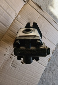 Pompe de direction Lovol Tb804 904 554 704, pièce détachée pour tracteur, accessoires Platinum FT800A.40A.028 (11 clés), garantie 3 mois, 7 kg, Chine - Product Image 2