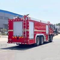 Camion de pompiers de sauvetage d'urgence robuste HOWO 4*2 voiture de camion de pompier avec pompe à incendie