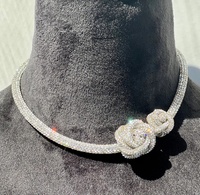 Collier ras du cou noué Rosebud Infinity avec strass en cristal Sparkly Minimalist Coquette Bow and Flower Jewelry Wristbands