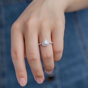 Anillo de Plata 925 con Moissanita Corte Trillón DEF de Messi Jewelry, Conjunto de Anillos de Moda para Mujer - Product Image 6