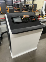 Machine de conversion de cartons en carton ondulé / Machine automatique de pliage et de collage de boîtes en carton