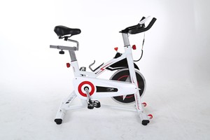 <span class=keywords><strong>Vélo</strong></span> de <span class=keywords><strong>spinning</strong></span> magnétique d'intérieur avec <span class=keywords><strong>compteur</strong></span> de vitesse <span class=keywords><strong>pour</strong></span> le fitness à domicile - Product Image 2