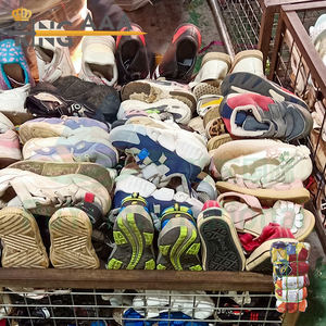 Ballots de 25kg Chaussures <span class=keywords><strong>pour</strong></span> hommes Chaussures de sport d'occasion Baskets de course d'occasion en vrac Unisexe - Product Image 5