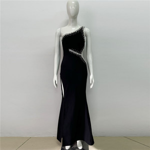 เดรสงานปาร์ตี้ตอนเย็นโรแมนติกทรงเสน่ห์ชุดราตรีผ้าซาตินมีเชือกแขวนคอสูงแขนยาวสีทึบดีไซน์ตามสั่ง - Product Image 4