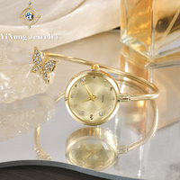 Montre-bracelet pour femme en alliage écologique, design manchette ouverte, cadran à aiguilles, mouvement à quartz, idéale pour les soirées et le quotidien