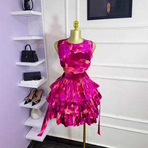 Nouvelles robes plissées courtes à trois couches superposées pour femmes, sans manches, col rond, taille ajustée, tendance - Product Image 6