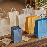 Sacs en papier kraft personnalisés avec logo imprimé, réutilisables et recyclables, avec poignées, pour l'emballage de vêtements, les expositions et les supermarchés (vente en gros)