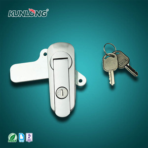 Serrure de <span class=keywords><strong>porte</strong></span> marine SK1-401 Serrure de <span class=keywords><strong>porte</strong></span> <span class=keywords><strong>coulissante</strong></span> autobloquante en aluminium durable et en alliage de zinc - Product Image 2